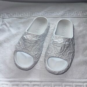 Authentic Versace Medusa White Pool Slides Size 42 EU Like New. No Box